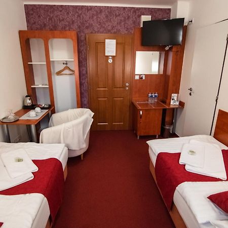 Hotel U Kaple Decin Bagian luar foto